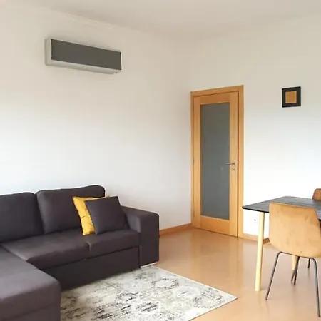 Apartment Coimbra's Black & Gold